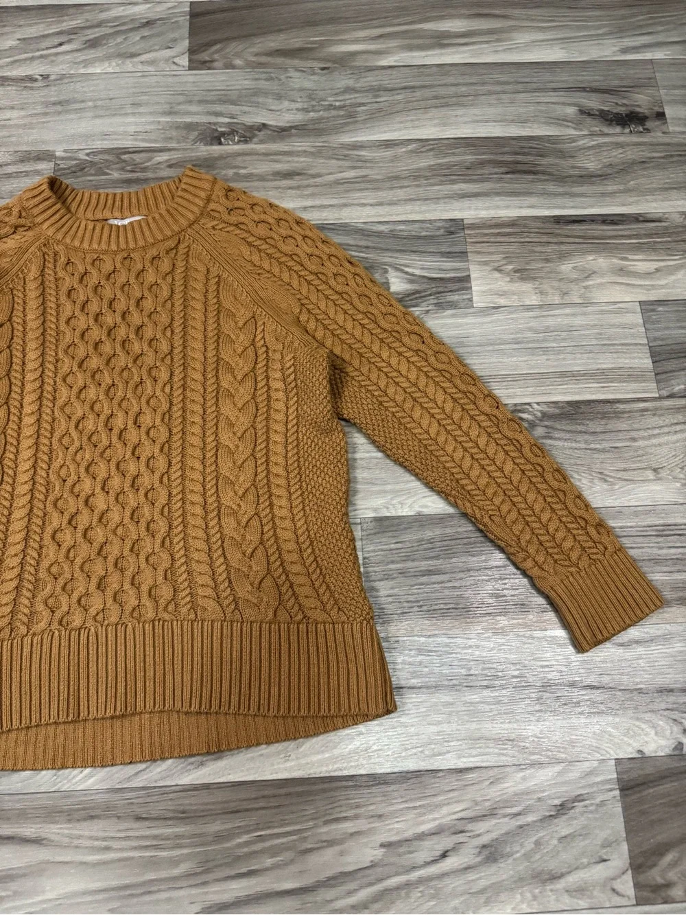 J. Crew 100% Cotton Cable Knit Crewneck Sweater in Cafe Latte Size Medium